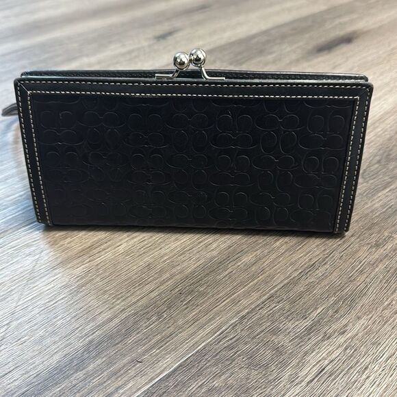 Vintage Coach Signature Black Clutch/Wristlet - Picture 3 of 9